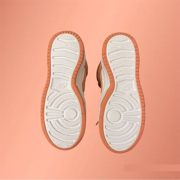 Nike Dunk High Up Shoes (6.5) NWT - Picture 6 of 7